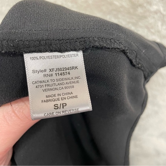 Ro & De Blouse Black Peasant Sleeve Keyhole Neck Oversized Tunic Sm whimsigoth - Picture 7 of 8